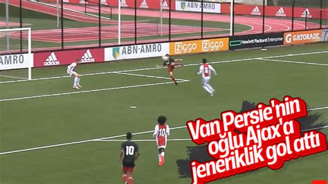 S­h­a­q­u­e­e­l­ ­v­a­n­ ­P­e­r­s­i­e­­d­e­n­ ­k­l­a­s­ ­g­o­l­